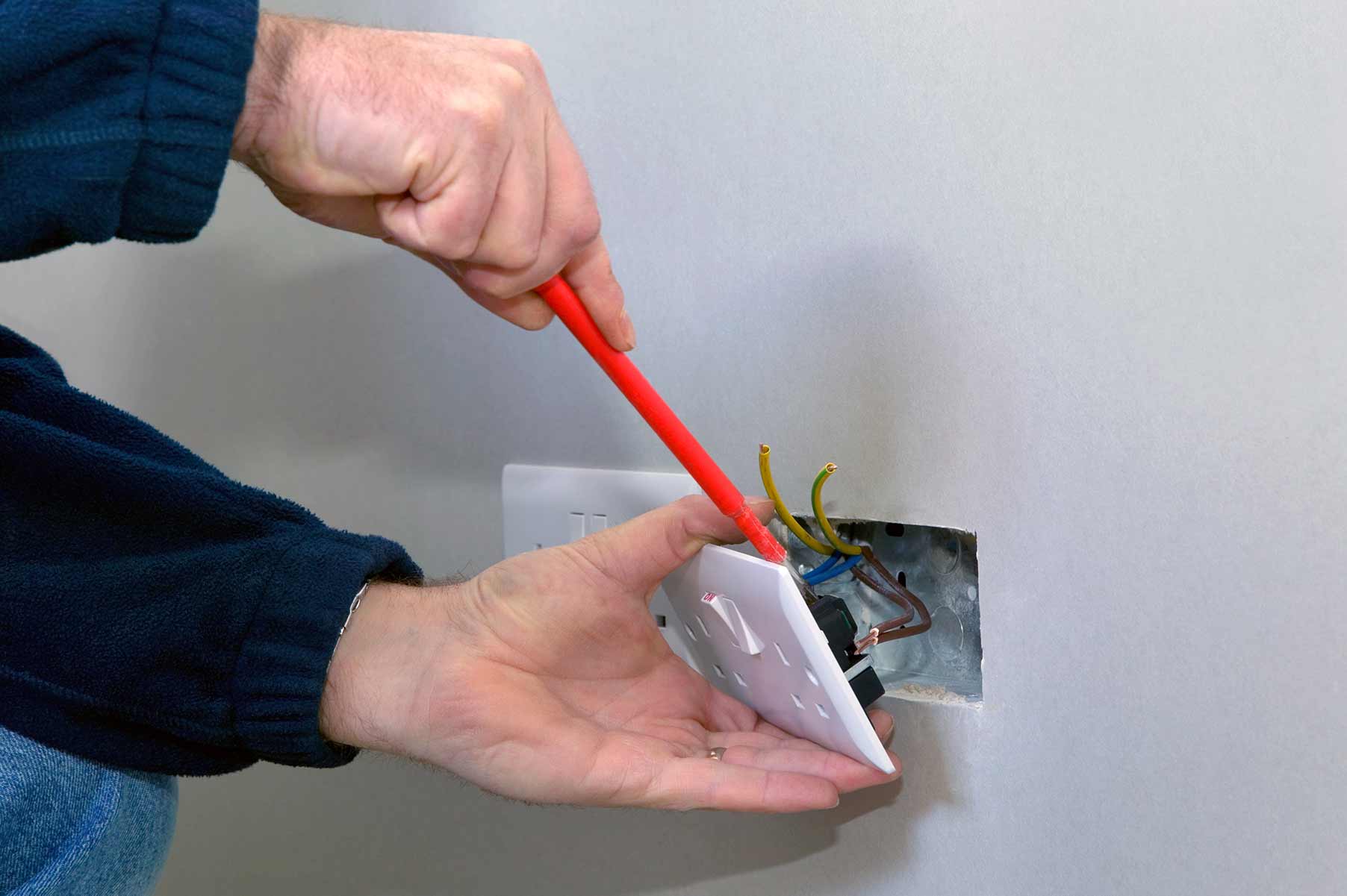 Our electricians can install plug sockets for domestic and commercial proeprties in Shirebrook and the local area. 